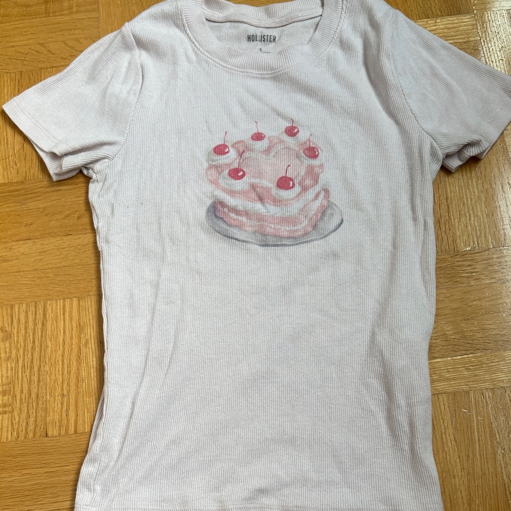 Hollister Pink Cherry Cake Tee